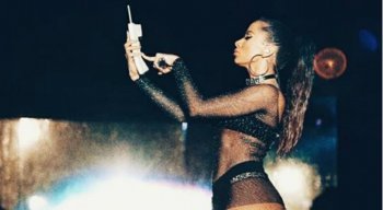 A artista também está confirmada no Réveillon Parador, uma festa paga, no Bairro do Recife