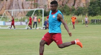 Lateral-esquerdo de 33 anos foi liberado pelo Náutico para negociar com o Tricolor, mas acordo não ocorreu