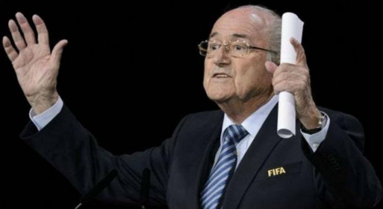 Ex-presidente da Fifa, Joseph Blatter recebe novas punições devido a bônus