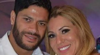 Hulk se separou de Iran Angelo e assumiu um relacionamento com a sobrinha dela, Camila Angelo