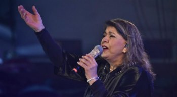 A cantora afirma que até comprou as roupinhas da criança