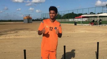 Warley não apareceu no treino do Santa Cruz nesta quarta-feira (8)