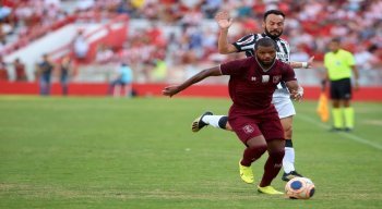 Salatiel foi o autor do único gol alvirrubro, que acabou empatando com o Treze-PB em 1x1