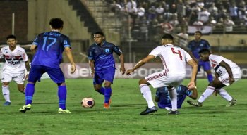 O São Paulo bateu o Santa Cruz por 2x0