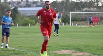 Ronaldo Alves está treinando no Náutico há 15 dias.