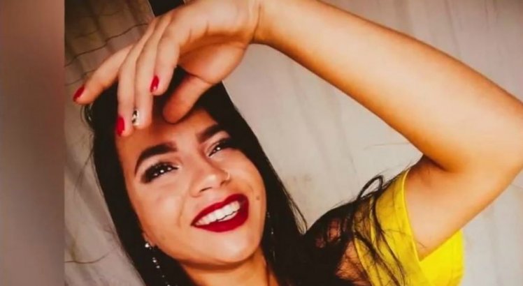 Taislane Beatriz, de 20 anos, foi morta queimada em Itaquitinga 