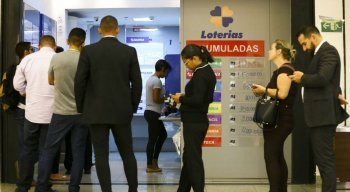 Aposta simples, de seis números, custa R$ 4,50