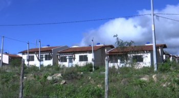 O início da construção foi em setembro de 2014 e deveria ter sido encerrada em março de 2016.