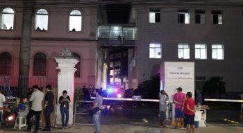 O crime chamou a atenção de quem passava pela rua e até dos pacientes
