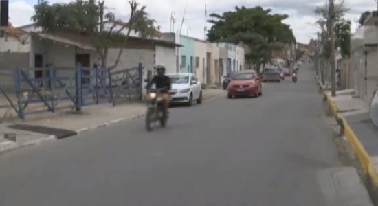 Rua Macaparana, em Caruaru, passa a ser mão única