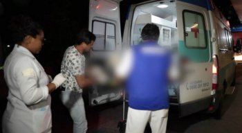 O jovem foi socorrido para o Hospital da Restauração