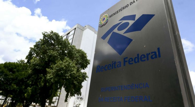 Receita Federal realizará concurso com 699 vagas e salários de até R$ 21 mil