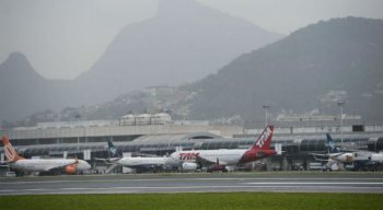 Medida atinge aeroportos de Brasília, Guarulhos, Galeão e Manaus