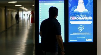 Segundo a diretora-geral do Senado, Ilana Trombka, algumas medidas administrativas também serão adotadas para minimizar as chances de contágio pelo coronavírus