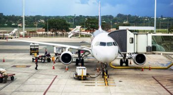 Empresas de aviação estão sofrendo no mundo inteiro com cancelamentos e adiamentos de voos