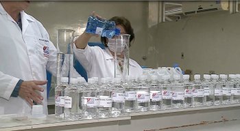 A produção de álcool em gel será doada para cerca de 50 instituições