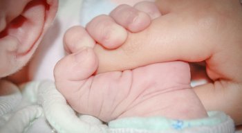 Bebê de um mês é um dos casos confirmados de coronavírus em Pernambuco