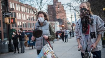 Estados Unidos enfrenta grande crise com alto número de infectados pelo novo coronavírus