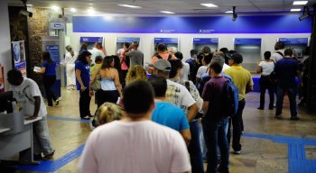 Fila em agência da Caixa Econômica Federal