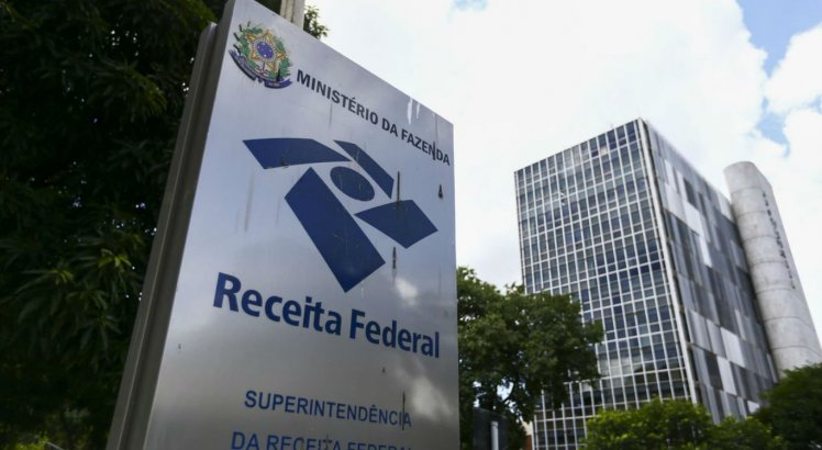 Receita Federal libera consulta a 2º lote de restituição do Imposto de Renda nesta quarta