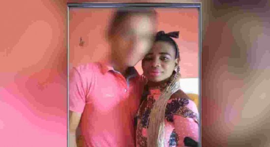 Professora é morta com 14 facadas e suspeito fica ao lado do corpo