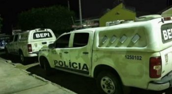 Adolescente E Namorada Sao Assassinados Perto De Praca Na Zona Norte Tv Jornal