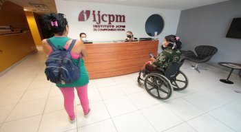 Atendimento está sendo presencial, no IJCPM, com computadores e apoio individual