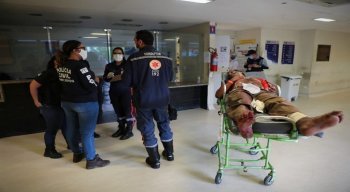 A vítima foi socorrida para o Hospital da Restauração, no Recife