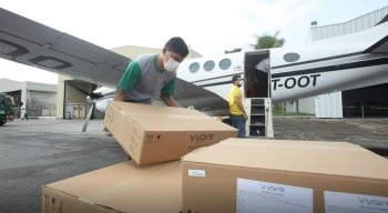 Respiradores chegaram na tarde deste domingo (26) em Pernambuco