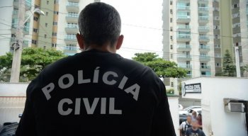 Polícia Civil de MG vai investigar caso de caixões que estariam sendo enterrados vazios ou com pedras e paus no lugar dos corpos de vítimas do novo coronavírus