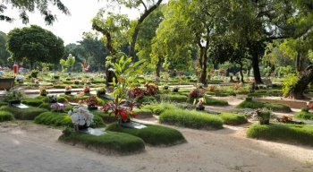 No cemitério Parque da Flores, já foram sepultadas 600 vítimas na ala dedicada ao novo coronavírus.