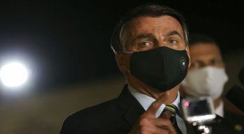 Bolsonaro também falou sobre a possível volta do futebol no Brasil
