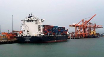 Embarcação ficou de quarentena no Porto de Suape