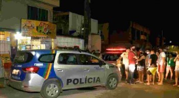 O rapaz foi atingido por, pelo menos, 10 tiros de pistola ponto 40 e morreu na hora