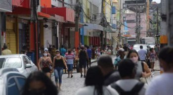 Movimentação no Centro do Recife 