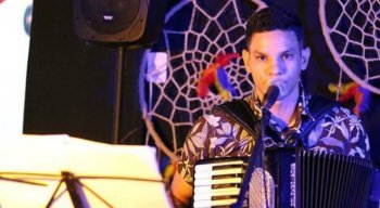 O sanfoneiro Yago Machado compôs a música
