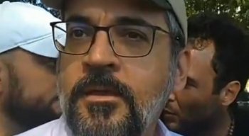 Ministro da Educação participou de protesto sem máscara e promovendo aglomeração
