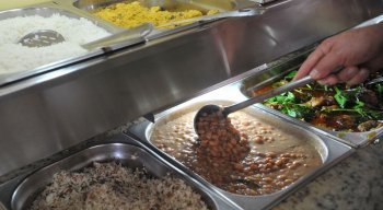 Lei estabelece que doação pode ser de alimentos in natura, produtos industrializados e refeições prontas, desde que próprias para o consumo humano