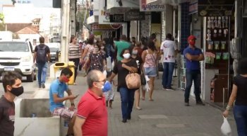 Comércio voltou a funcionar há cerca de uma semana em Caruaru