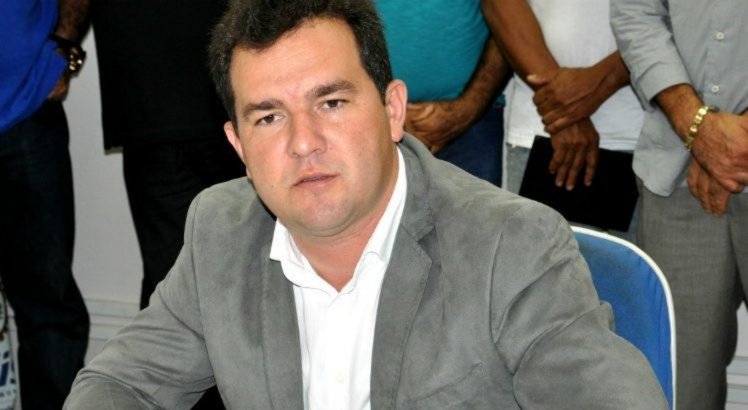 Junior Matuto comandou a Prefeitura de Paulista por dois mandatos, mas n&atilde;o conseguiu eleger sucessor