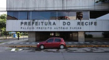 Bares e restaurantes foram notificados pela Prefeitura do Recife