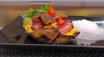 Harmonização de banana com bacon