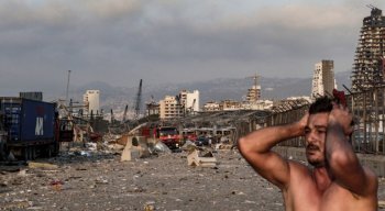 Nas proximidades do distrito portuário, os danos e a destruição são enormes