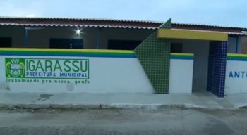Professores da rede municipal de ensino de Igarassu afirmam que estão com salários atrasados