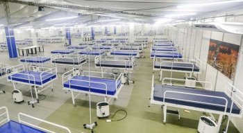O Hospital Provisório Recife 2, no bairro dos Coelhos, foi inaugurado com 420 leitos, sendo 100 de UTI