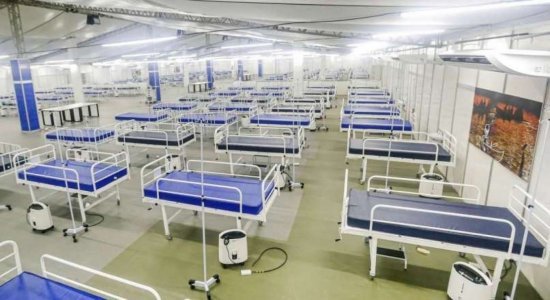 O Hospital Provisório Recife 2, no bairro dos Coelhos, foi inaugurado com 420 leitos, sendo 100 de UTI