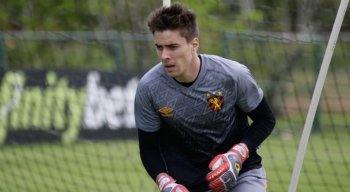 Luan Polli vai ser titular do Sport contra o Grêmio.