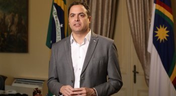 Em pronunciamento, governador manteve a suspensão das aulas presenciais e defendeu que decisão sobre retorno do cotidiano nas escolas ainda exige muita cautela