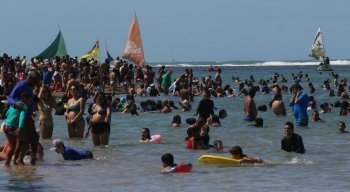 Muito gente foi curtir Porto de Galinhas no Feriadão