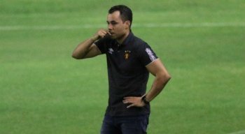Jair Ventura tem duas vitórias e duas derrotas sob o comando do Sport.